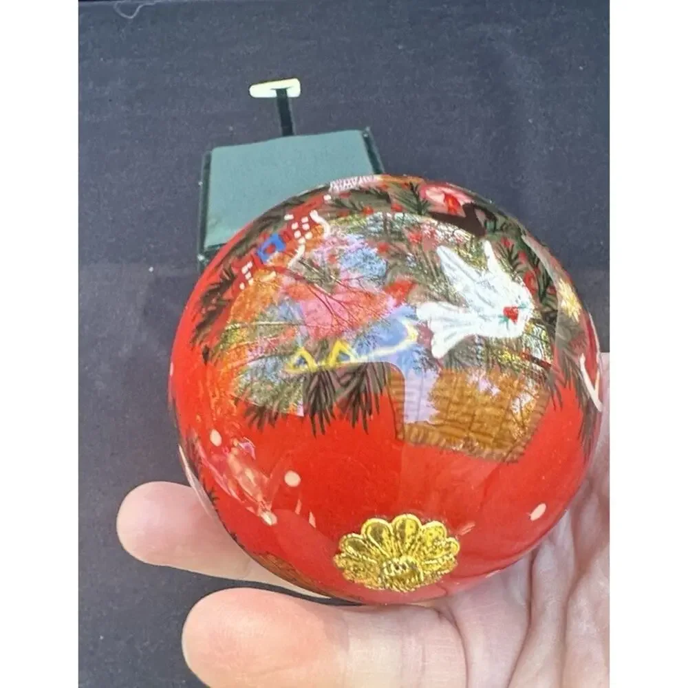 La Bien Christmas Ornament Decorated Christmas Tree Hand Painted Velvet Box -C18